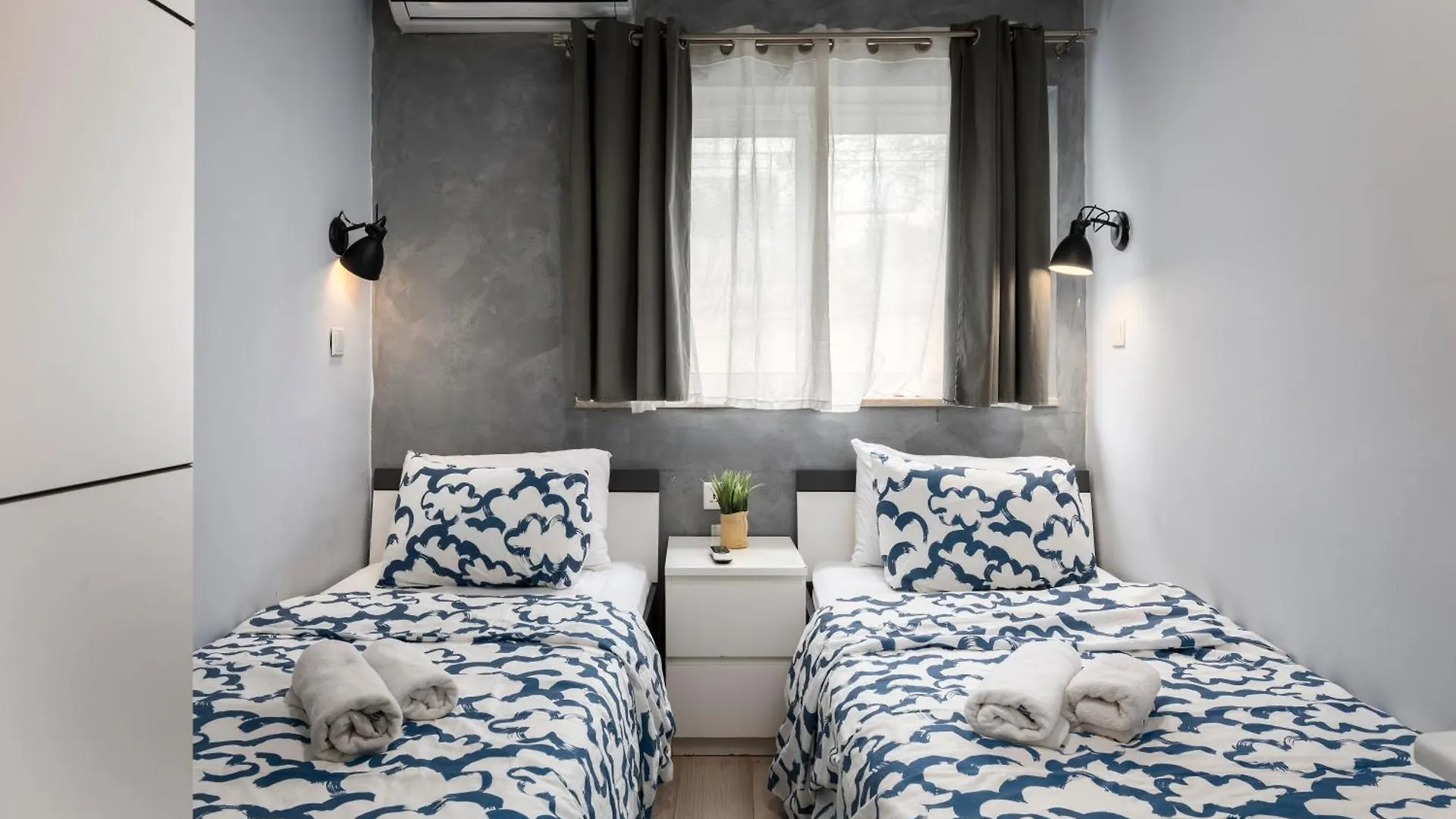Modern 3 Bedroom & 3 Bathroom Apartment - Near Balluta Bay Saint Julian's
